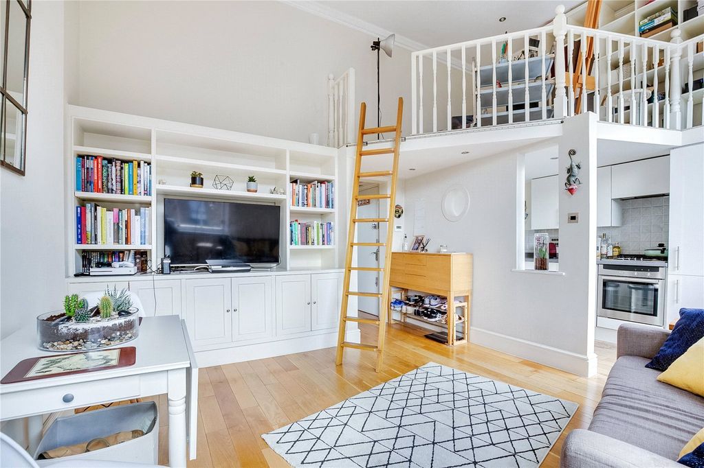 Property photo 1 of 7 Reception Room