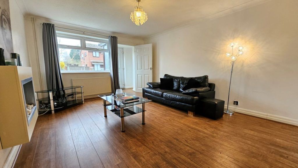 Property photo 3 of 17 3