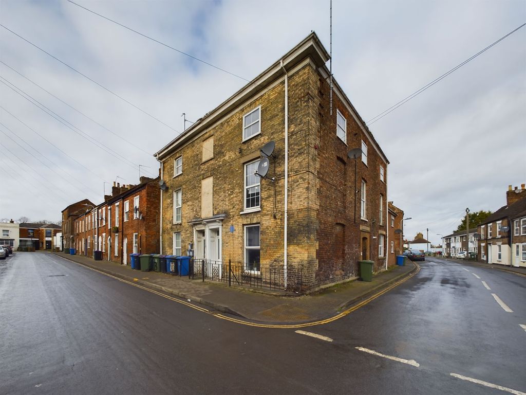 Property photo 1 of 38 Bkl498585Cam01128G0-Pr0228-Still013.Jpg