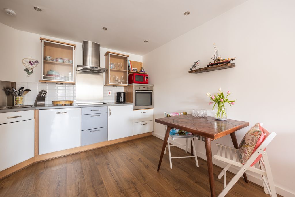 Property photo 2 of 22 Property Image 2