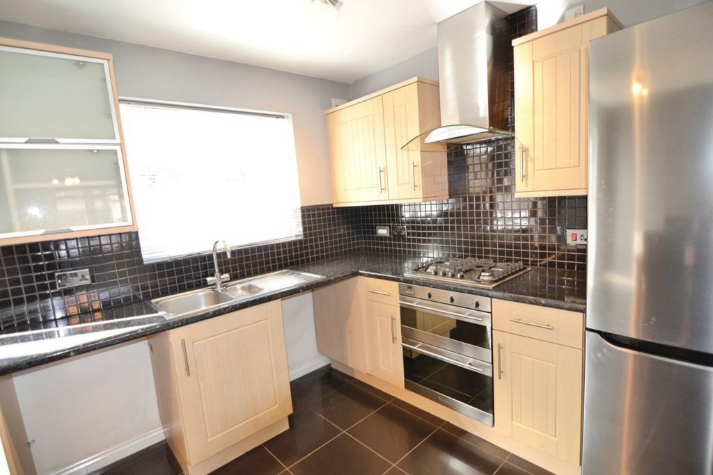 Property photo 3 of 13 C9d29Ebb-Dsc_0007