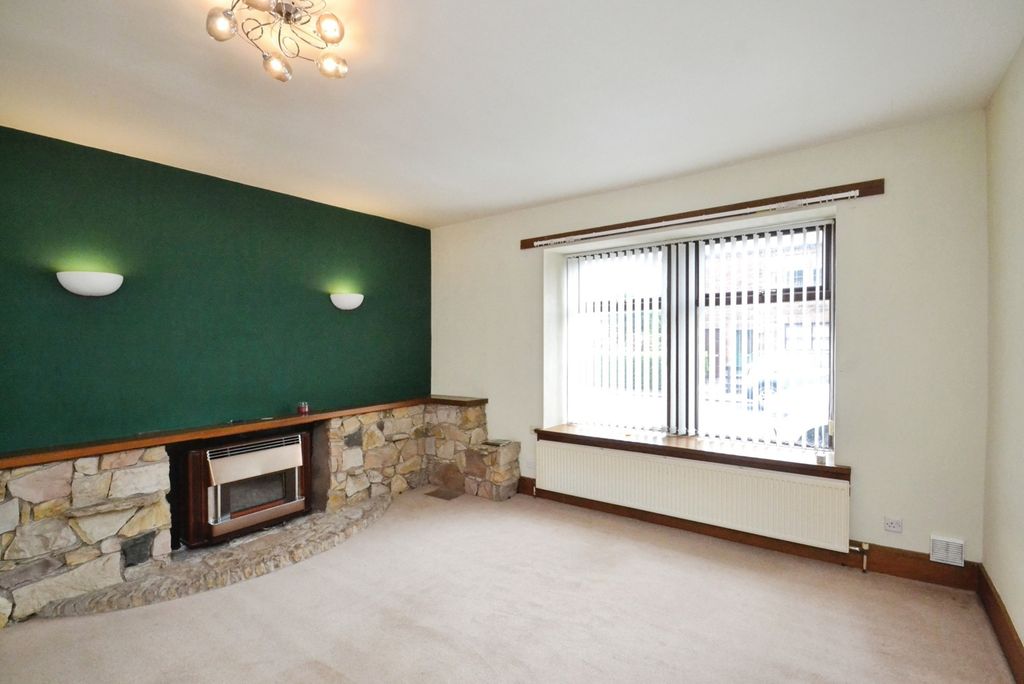 Property photo 2 of 14 Photo