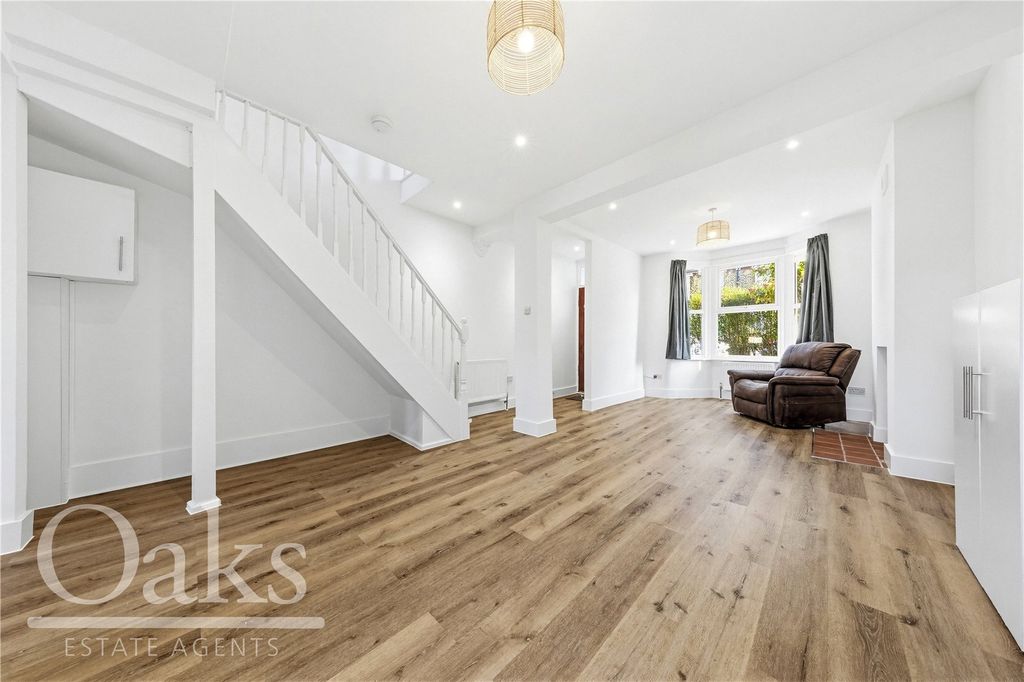 Property photo 3 of 11 Picture No. 08