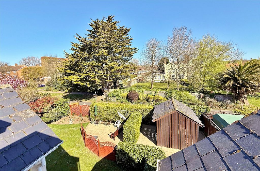 Property photo 3 of 21 Picture No. 05