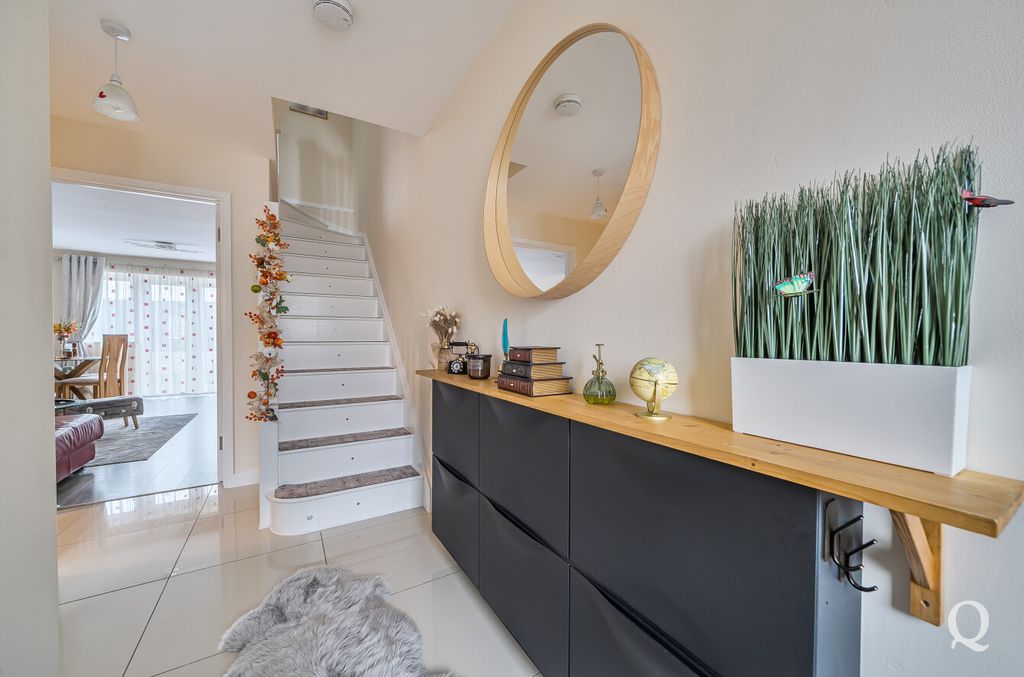 Property photo 3 of 24 B5B9972c-Ffa8-443...