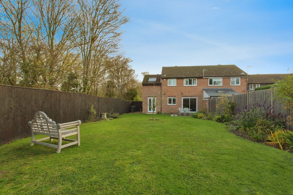 Property photo 2 of 15 Photo