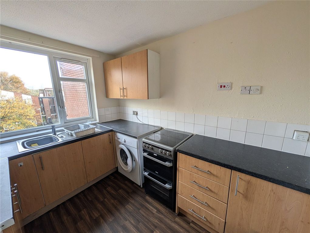 Property photo 3 of 7 Picture No. 02