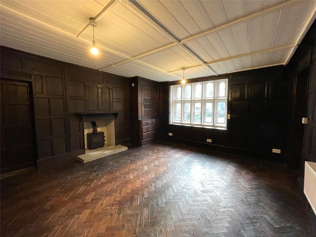 Property photo 2 of 8 Picture 2