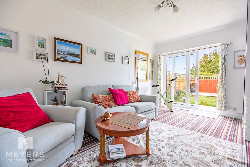 Property photo 3 of 23