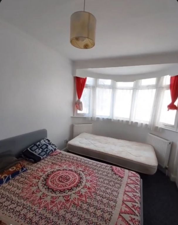 Property photo 1 of 3