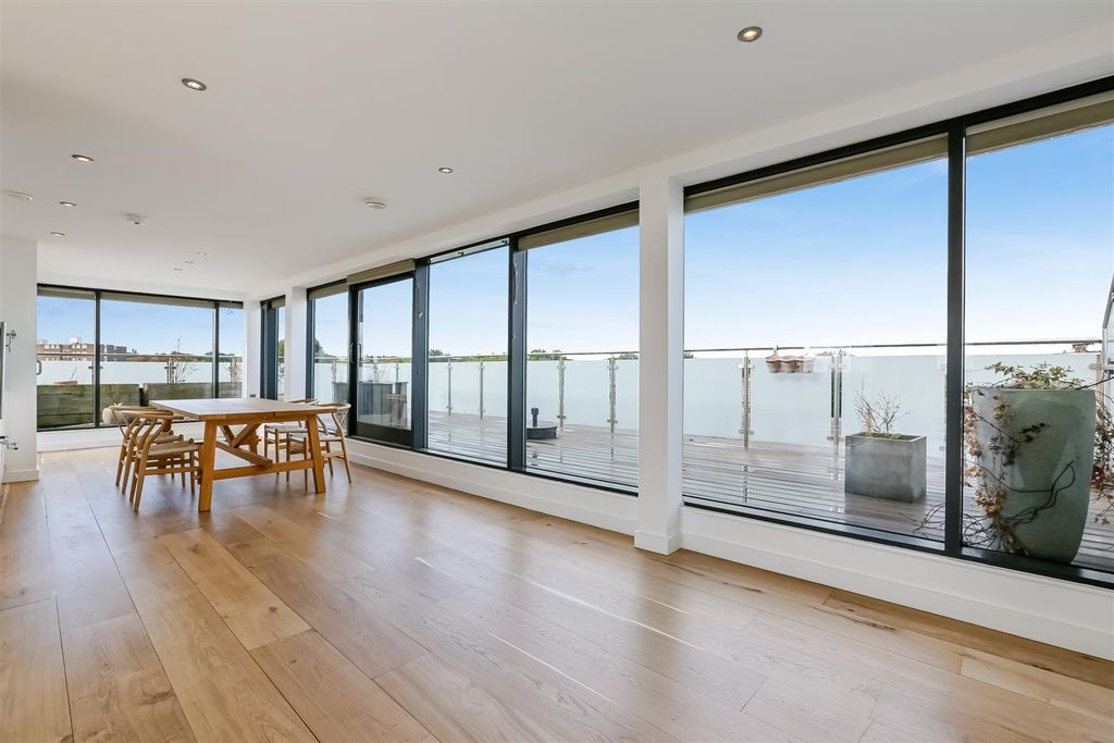 Property photo 1 of 12 Ach_0691.Jpg