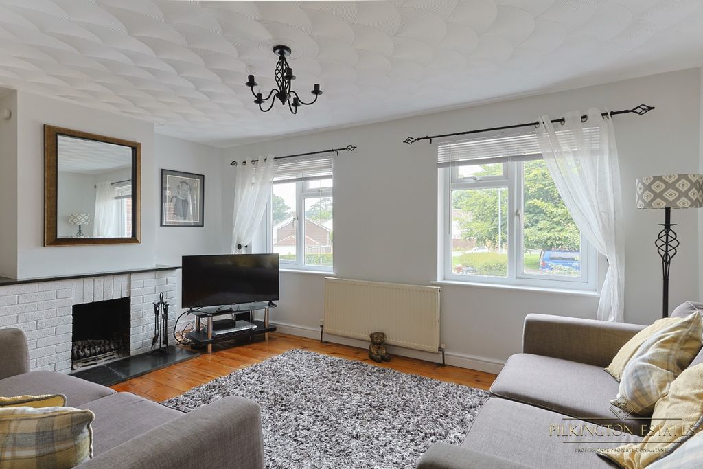 Property photo 1 of 12 4287902