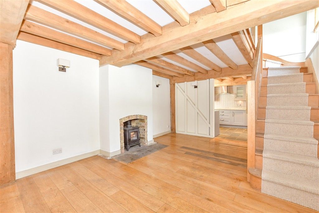 Property photo 3 of 14 Lounge/Dining Area