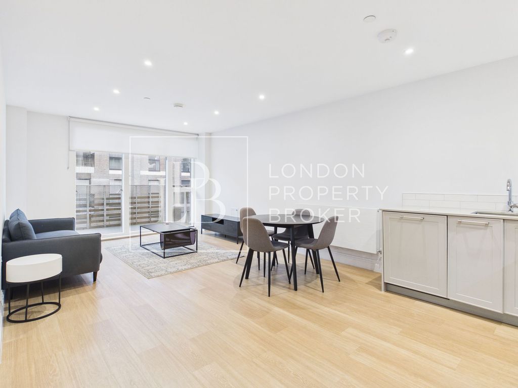 Property photo 1 of 20