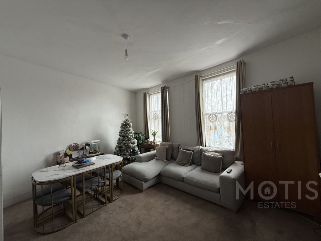 Additional image 6 of 4 bed flat for saleGrace Hill, Folkestone CT20