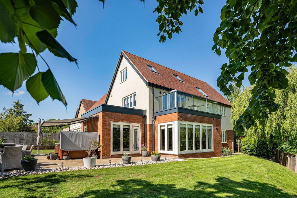 Property photo 1 of 65