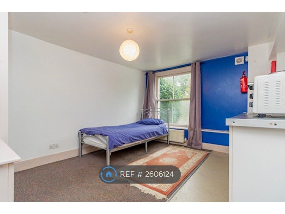 Property photo 3 of 3 Single Bed-Sit
