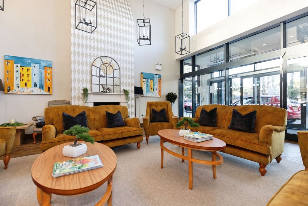 Property photo 2 of 13 Photo