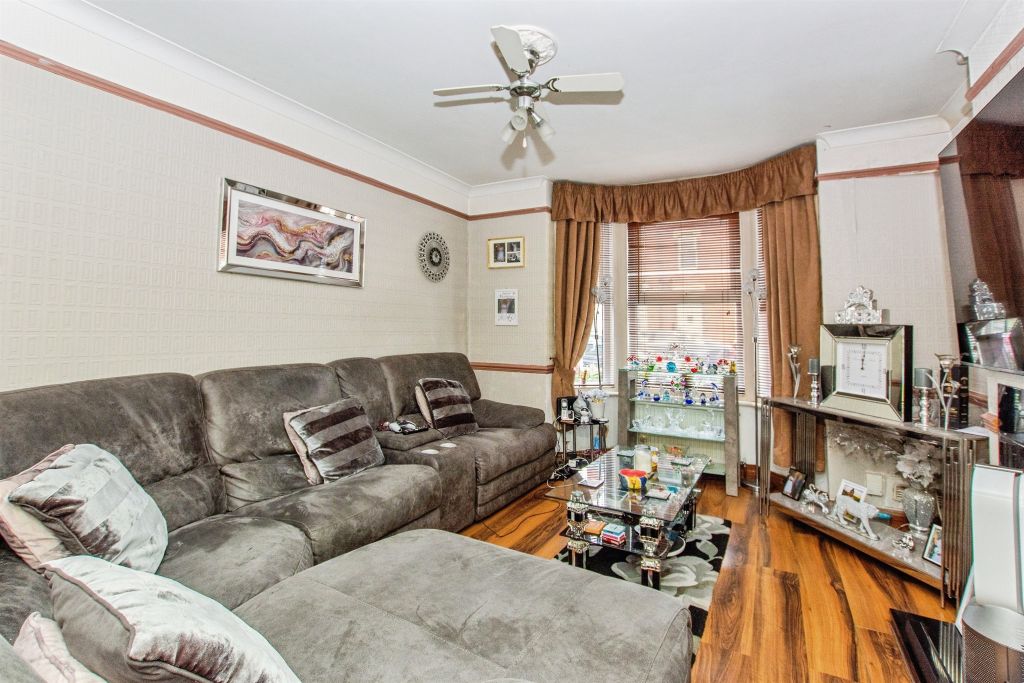 Property photo 3 of 20