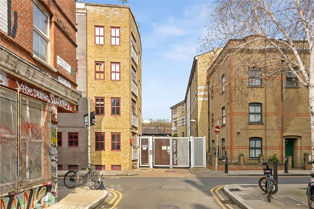 Property photo 2 of 12 Picture No. 14