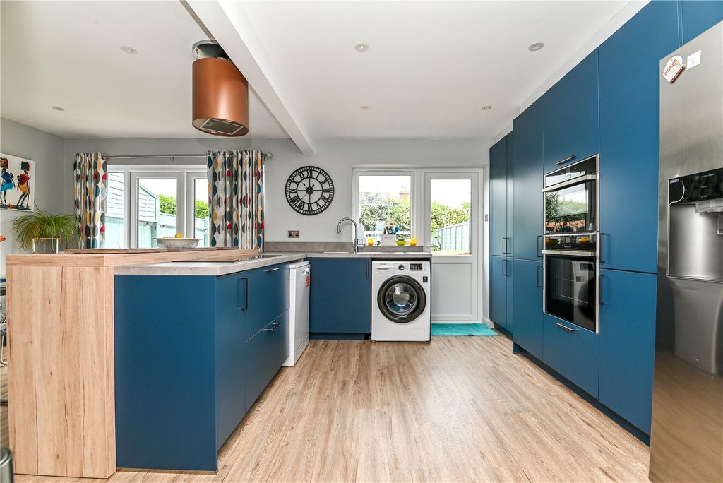 Property photo 2 of 15 Picture No. 03