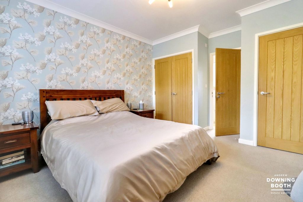 Additional image 14 of 4 bed detached house for saleHalfpenny Lane, Lichfield WS13
