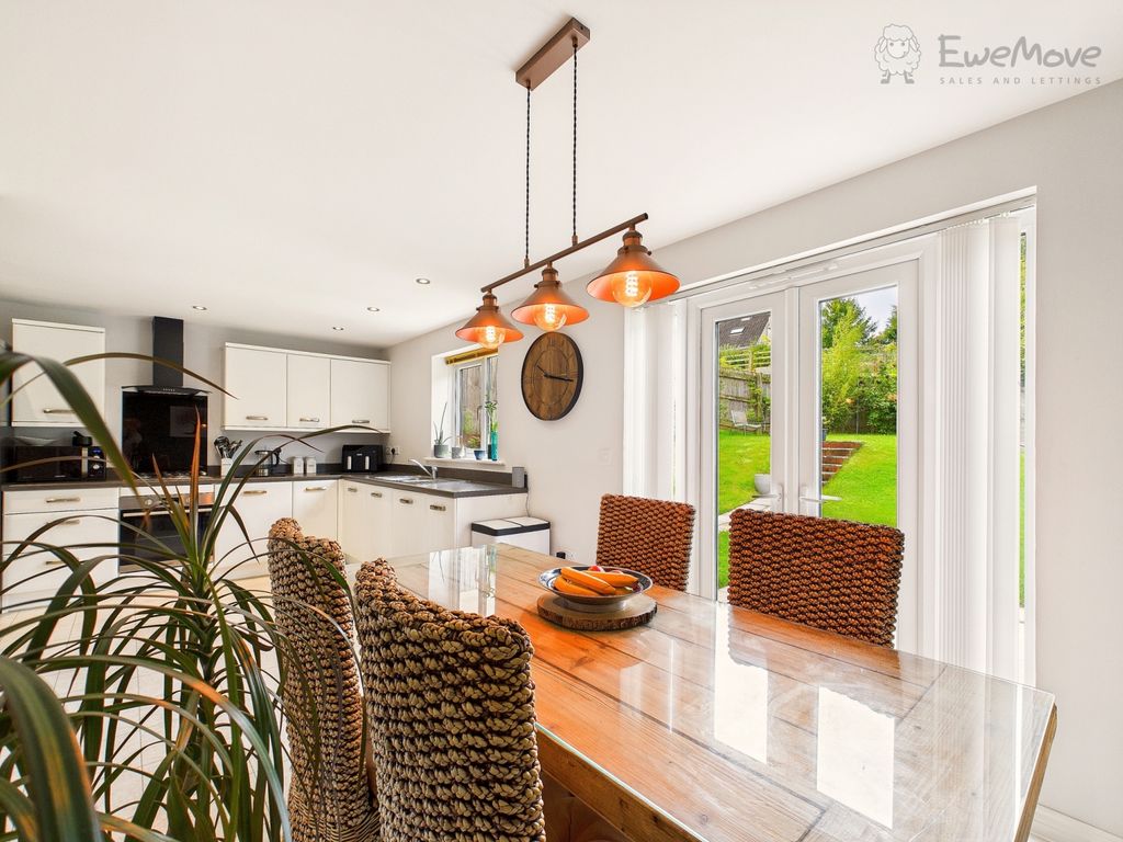 Property photo 2 of 16 Kitchen