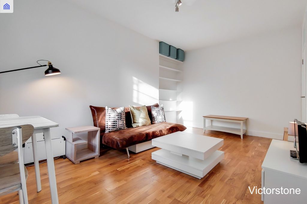 Property photo 3 of 10 1486965