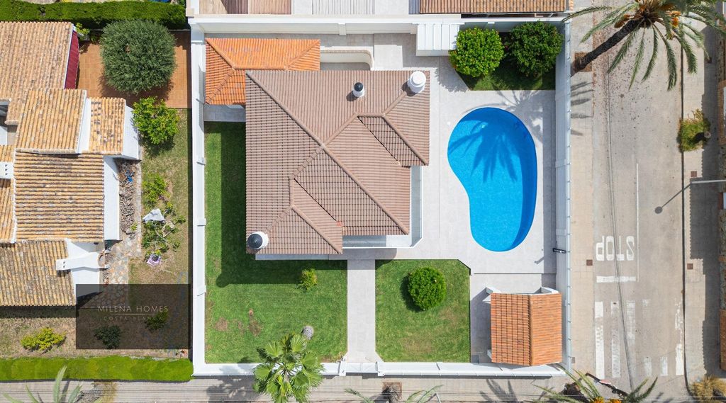 Property photo 3 of 50