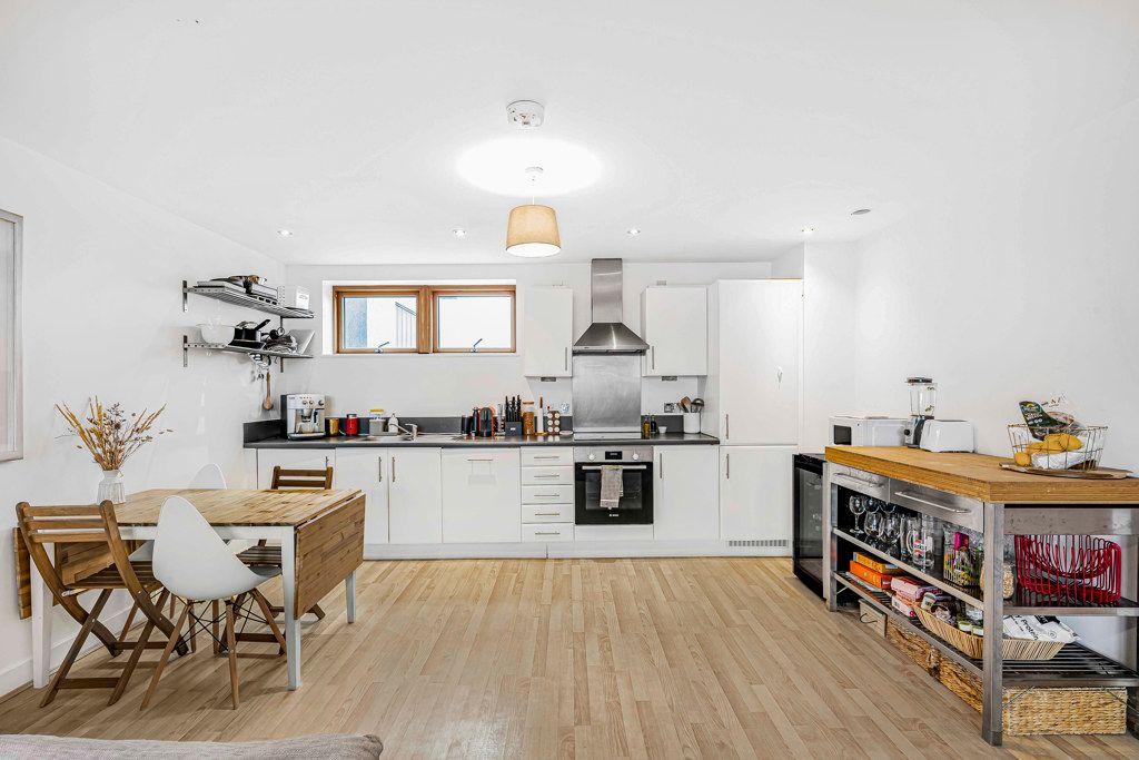 Property photo 2 of 22 Kitchen/ Reception