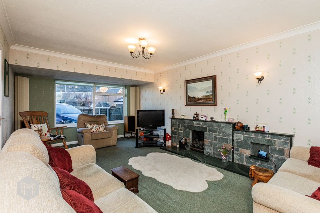 Property photo 2 of 25 Picture No. 08