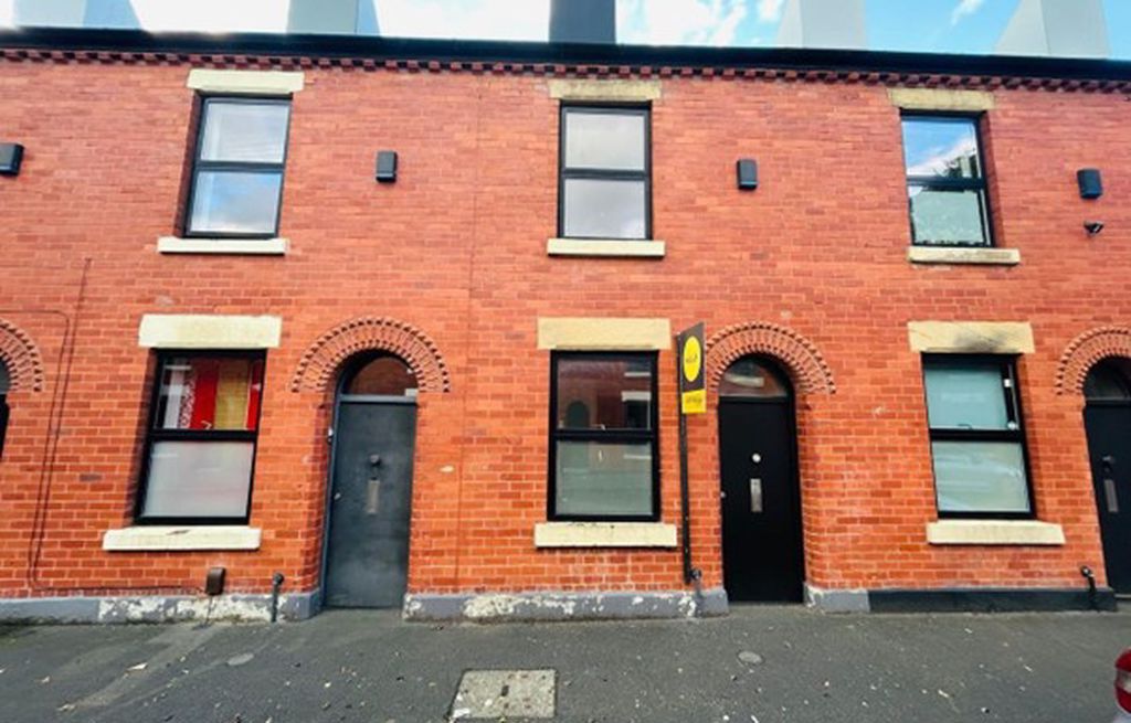 Property photo 1 of 9 Photo 1