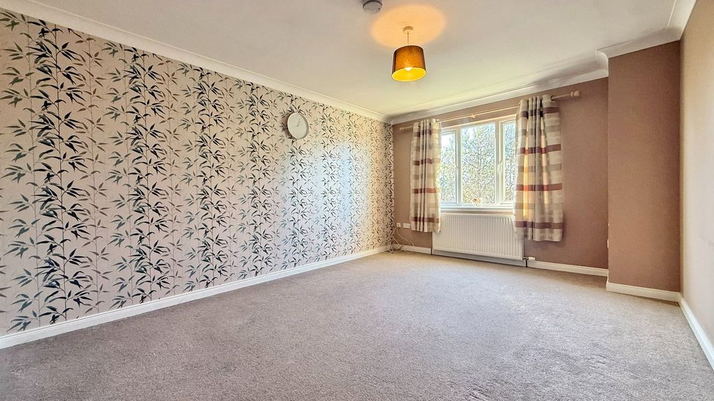 Additional image 4 of 2 bed flat for sale56 Culduthel Mains Circle, Inverness IV2