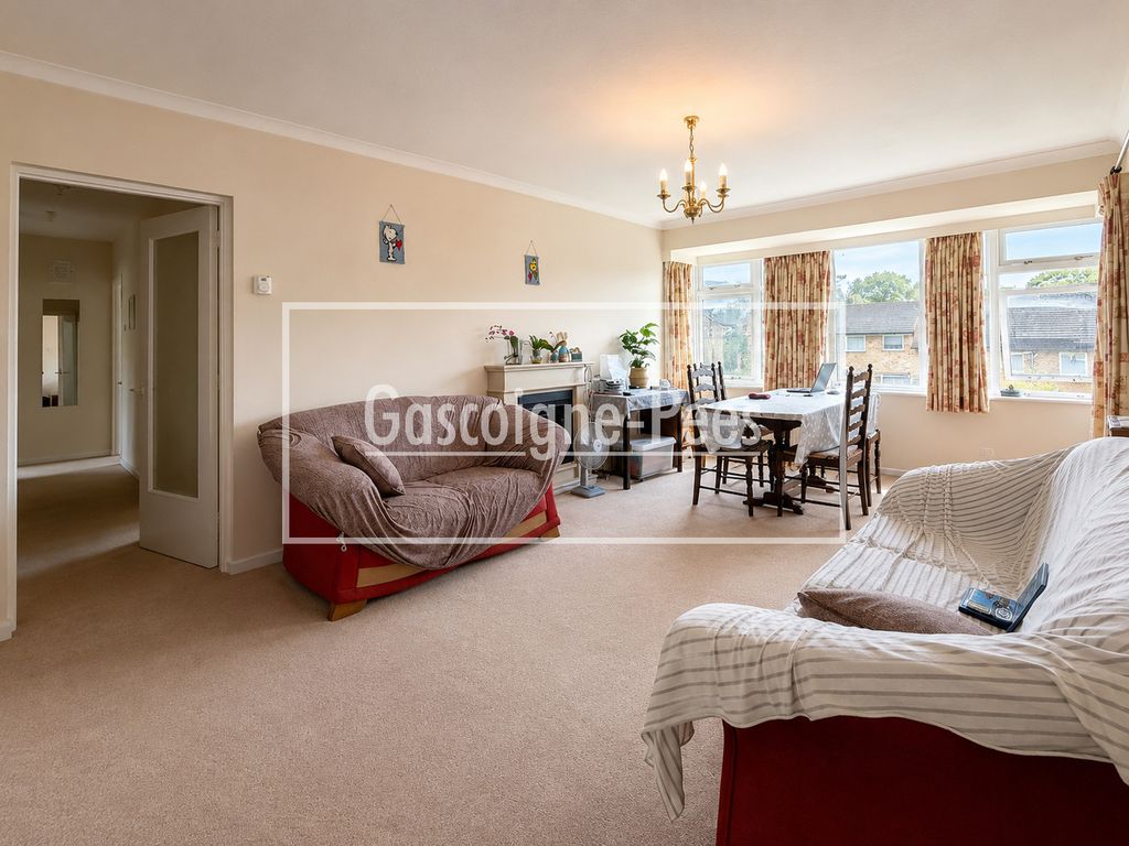 Property photo 2 of 12