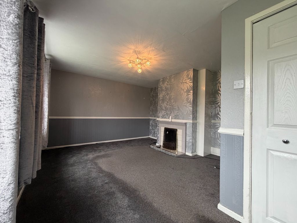 Property photo 2 of 18 Photo 9