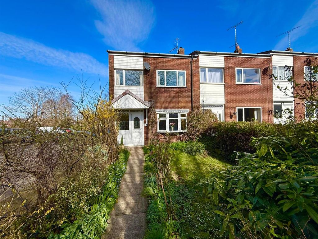 Property photo 1 of 15