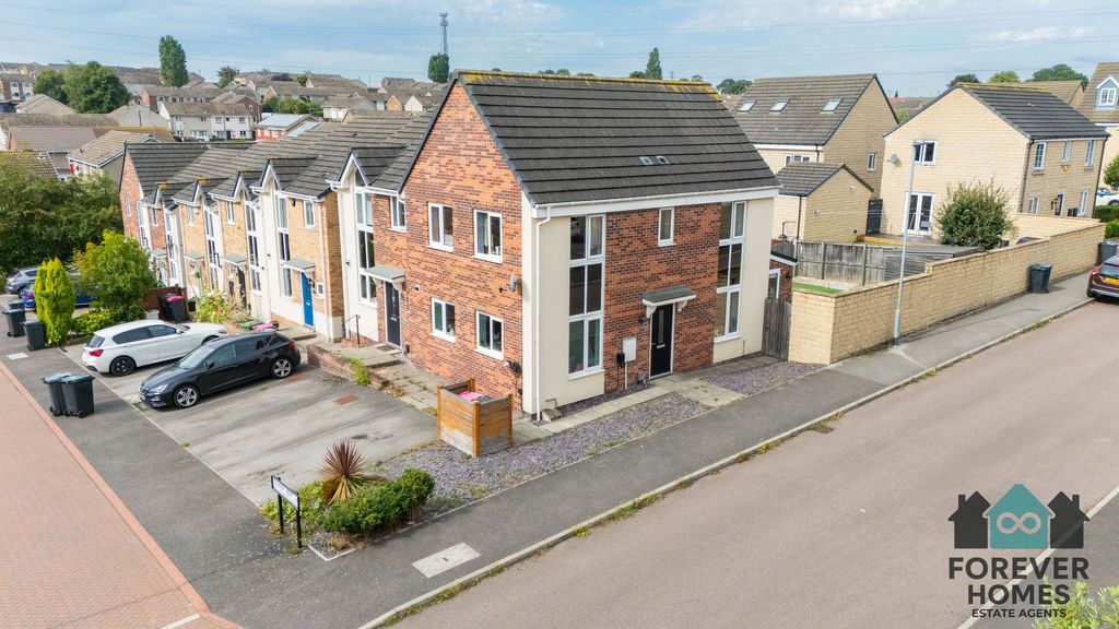 Property photo 1 of 31