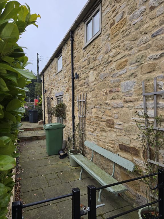 Property photo 2 of 51 1000067586