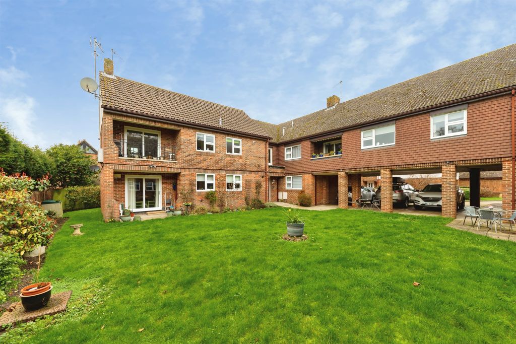 Property photo 1 of 20