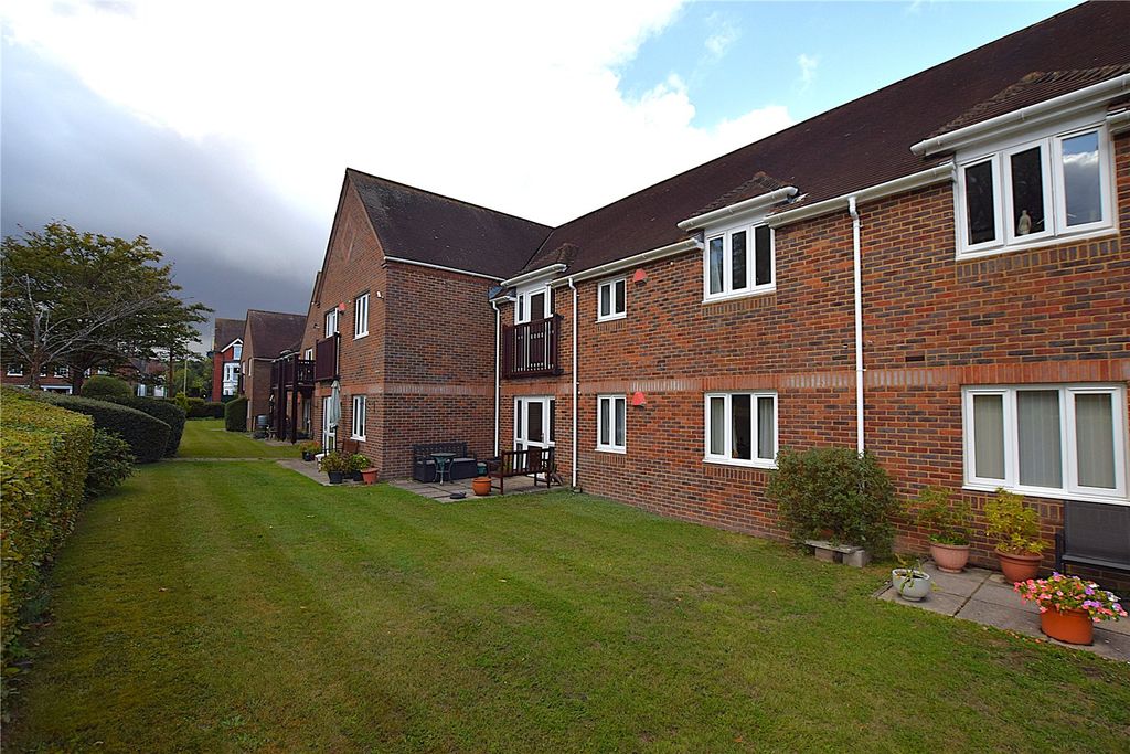 Property photo 1 of 13 Picture No. 14