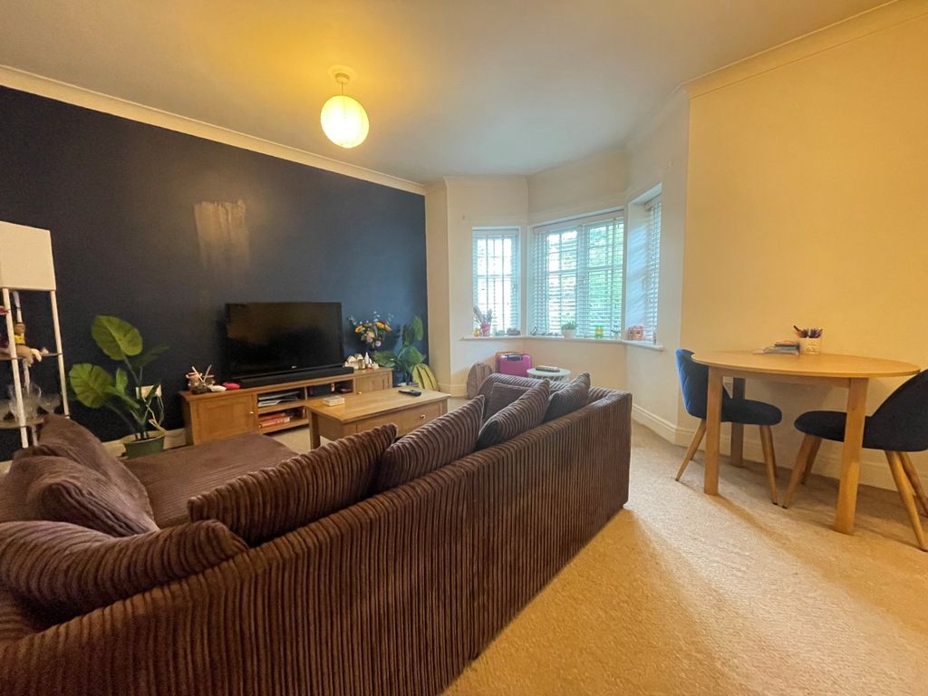 Property photo 1 of 10 Picture No. 06