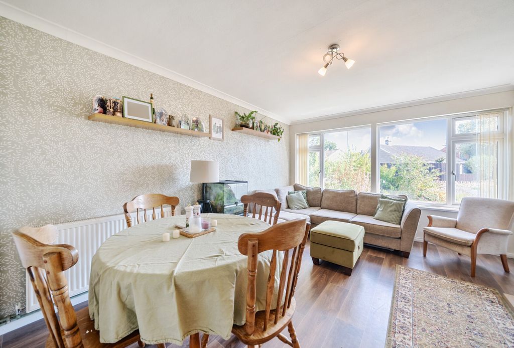 Property photo 3 of 11 1344205-10-68A730...