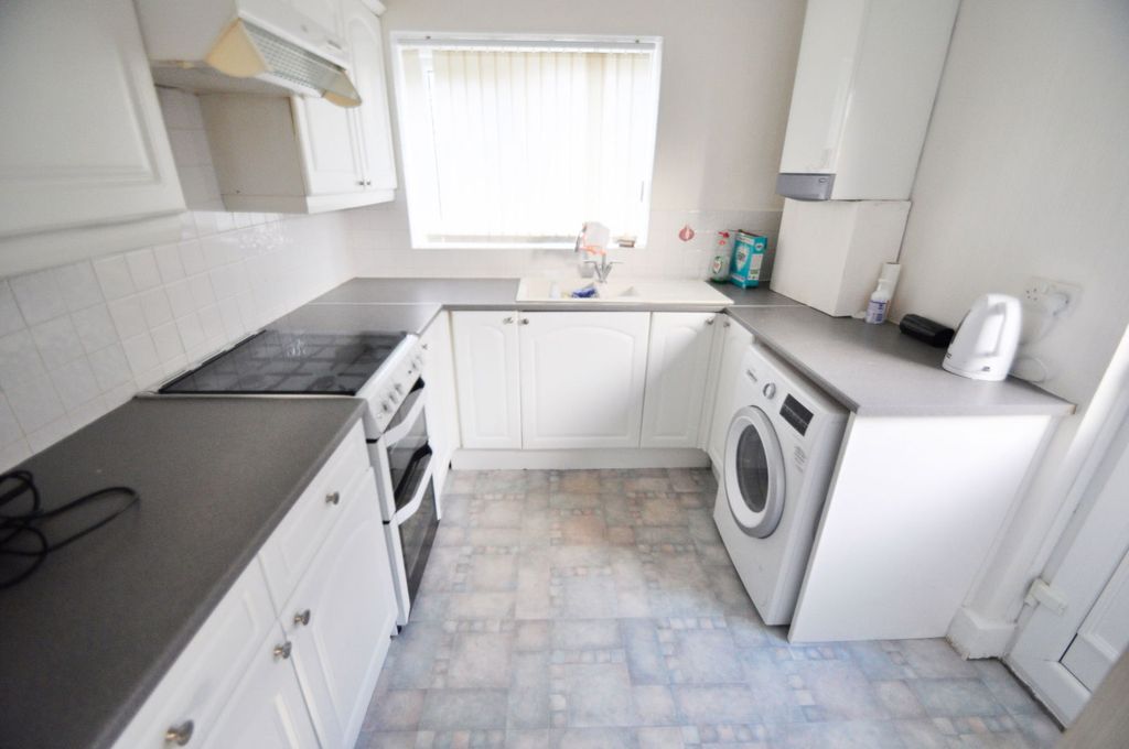 Property photo 2 of 23