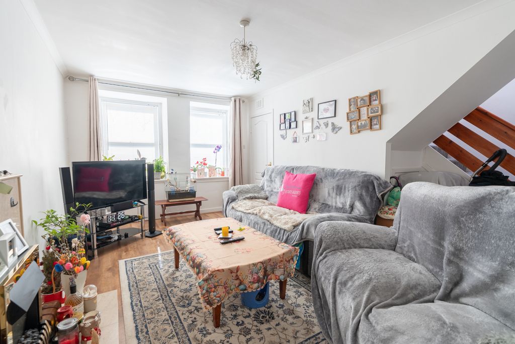 Property photo 2 of 28 Gallery