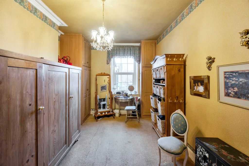 Additional image 13 of 6 bed end terrace house for saleRegent Square, Town, Doncaster DN1