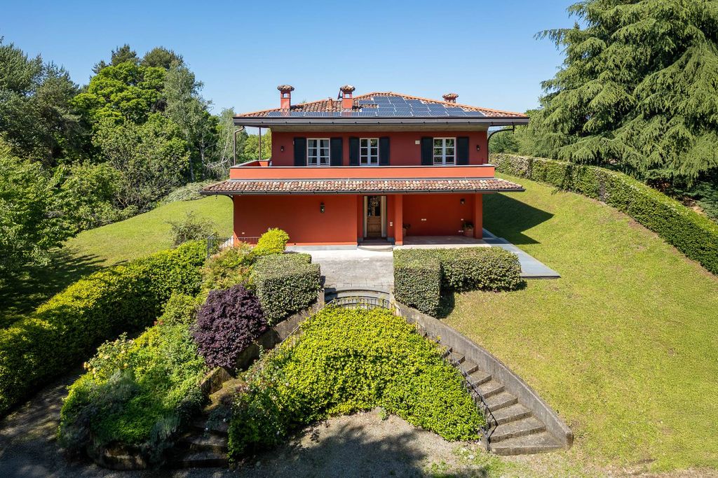 Property photo 1 of 33