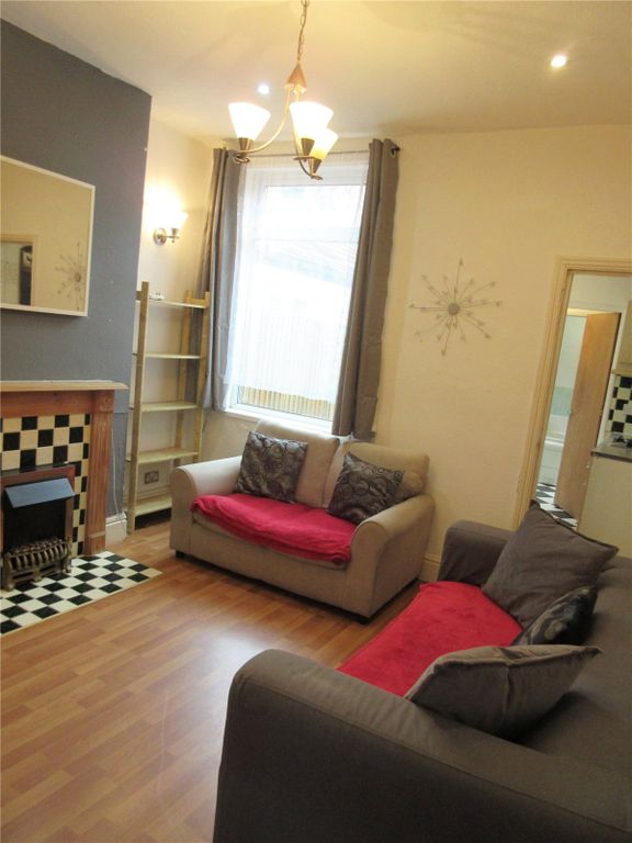 Property photo 1 of 18 Picture No. 06
