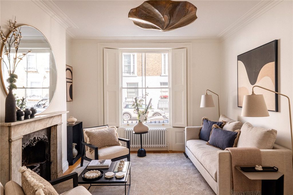 Property photo 1 of 19 Reception Room
