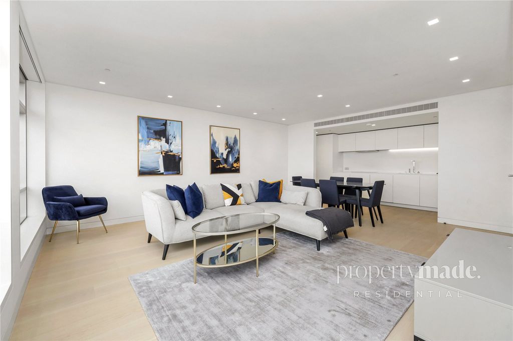 Property photo 1 of 36 Picture No. 14