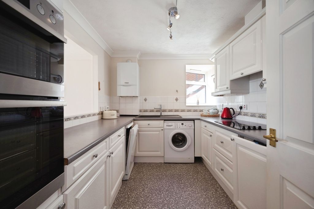 Property photo 3 of 18 Pbox-Img.Jpg